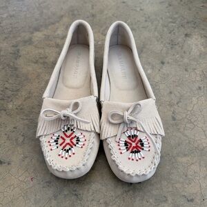 Rampage Women's Cream Fringe Beaded Moccasins